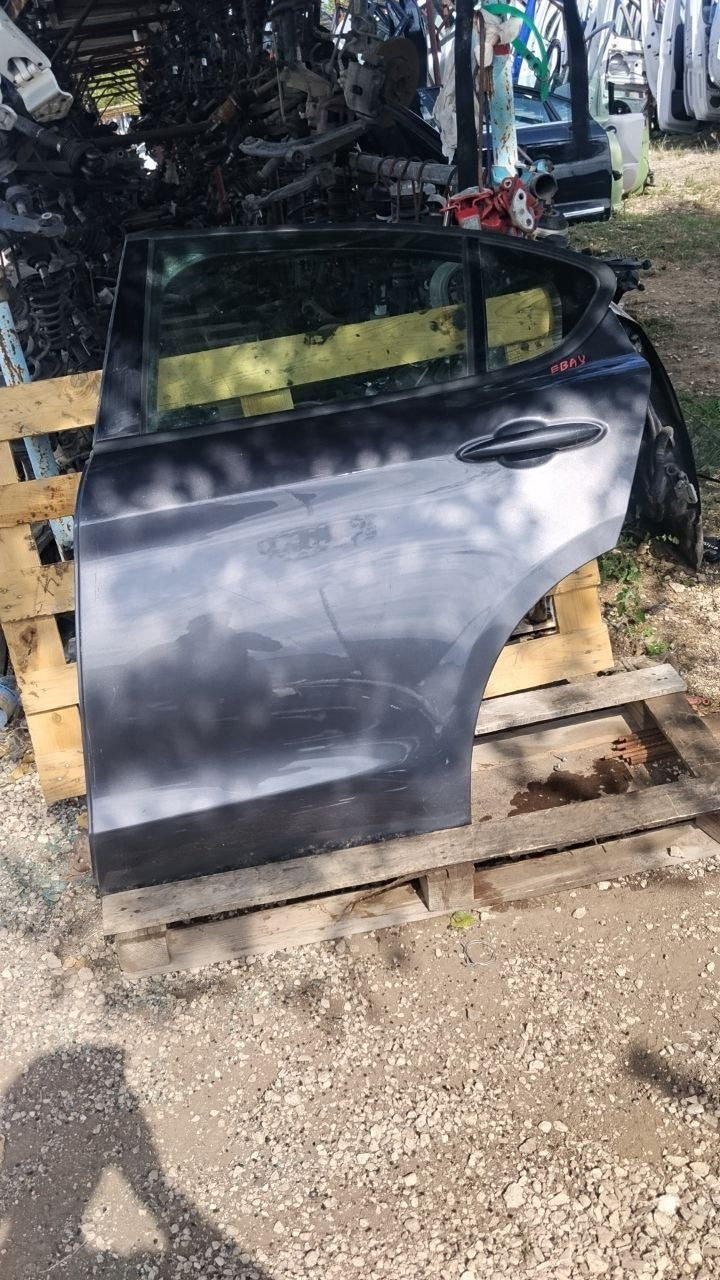 Porta posteriore sinistro alfa romeo Stelvio