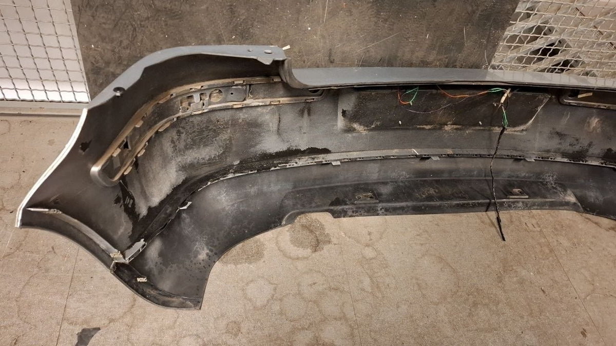 Par 512 paraurti posteriore Volkswagen golf 4 cod 1j6807421 anno 2001