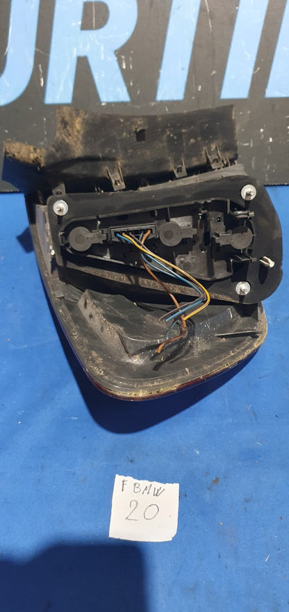 F Bmw 20 - Fanale posteriore stop Bmw X1 destro dal 2012 con spacco visibile
