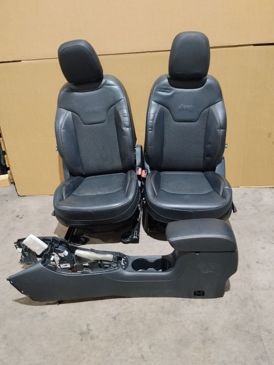Tappezzeria jeep Compass 2017 stoffa e Pelle nera senza airbag