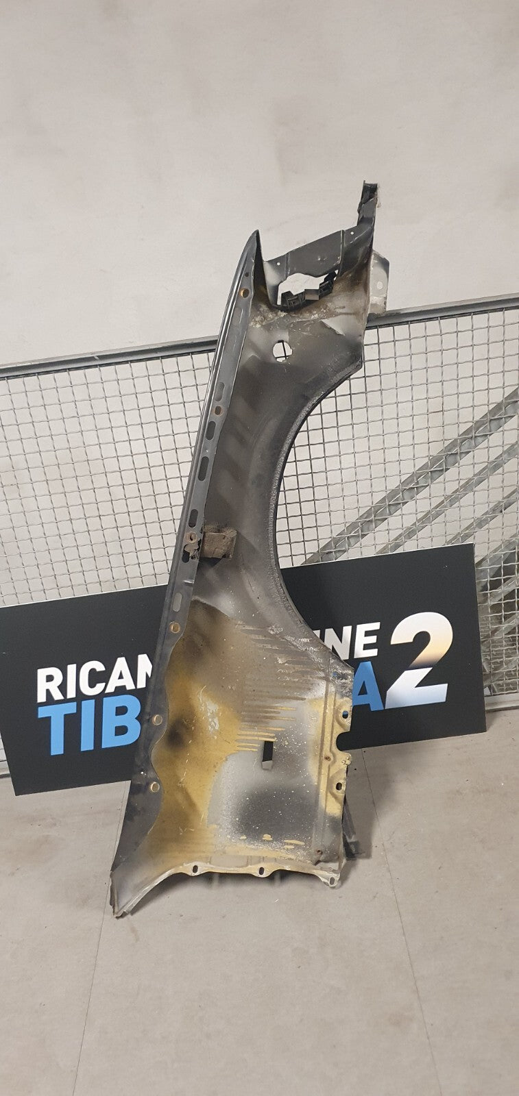 Parafango Anteriore Mercedes Benz SL sinistro 1990