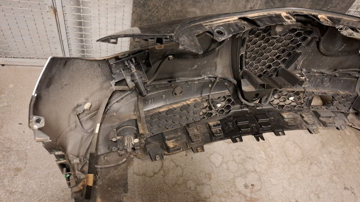 Par 471 paraurti anteriore Alfa Romeo Stelvio cod 50551532 dal 2016 con difetto