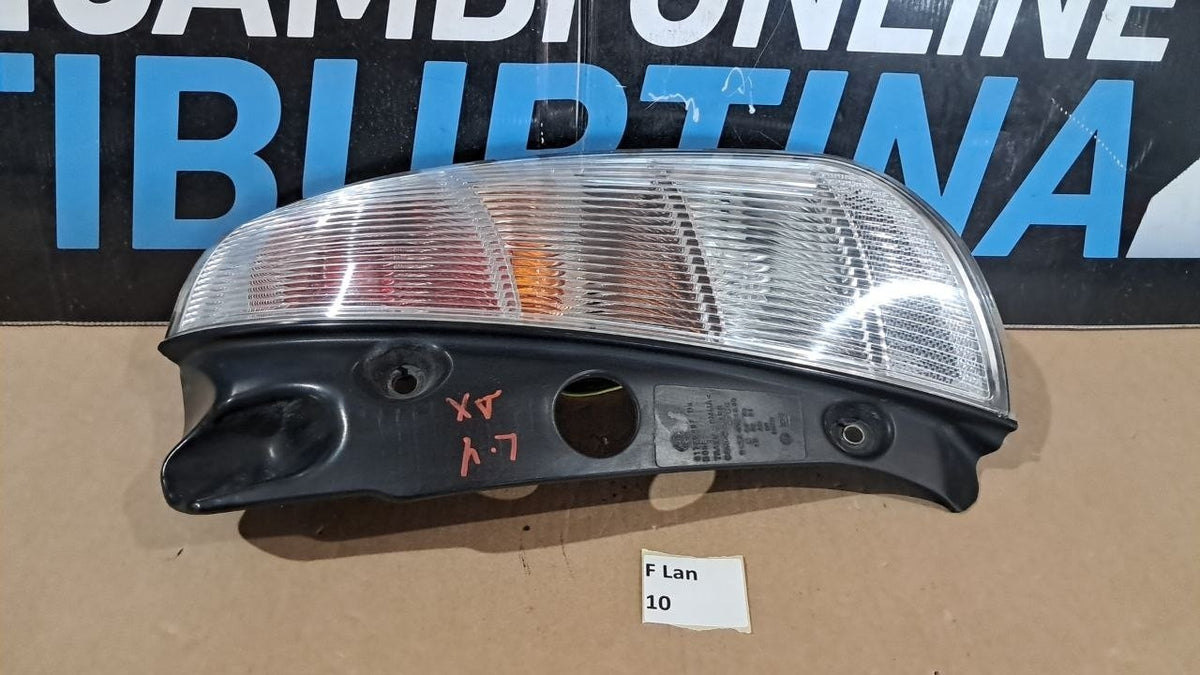 F Lan 10 Fanale posteriore destro lancia ypsilon dal 2009