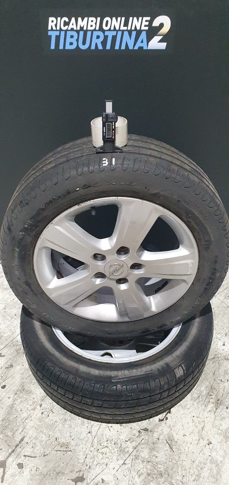Cerchi e gomme 4 cerchi pe Opel Meriva con gomme Pirelli Dot 05-18