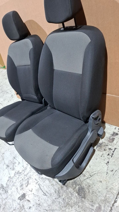 Tappezzeria in stoffa nero e grigio renault kangoo sedile lato guida con 3 buchi