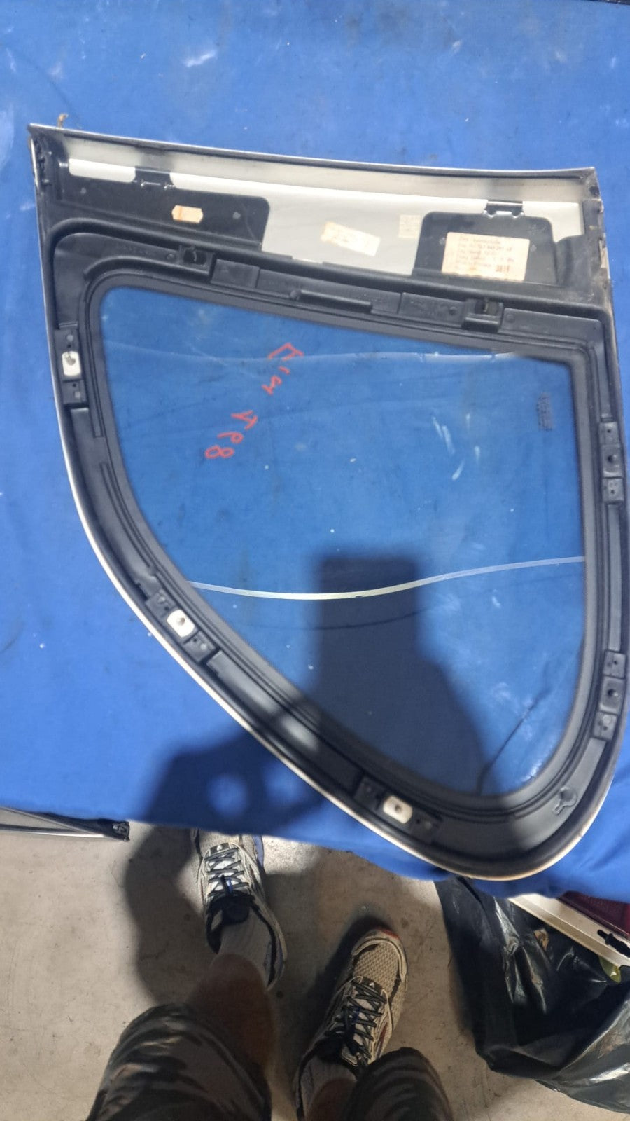 Fin 168 finestrino fisso posteriore sinistro Porsche Cayenne dal 2006