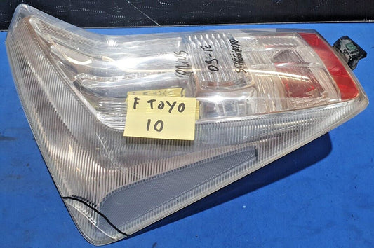 F TOYO 10 - Fanale Posteriore sinistro Toyota Prius 2009 2012 scheggiato