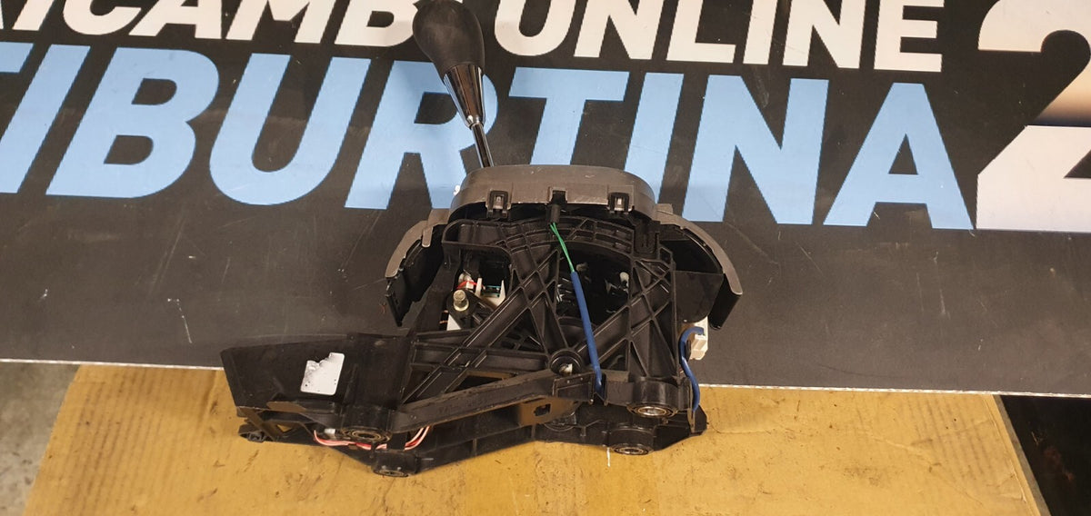 Leva cambio automatico Toyota Yaris 2012