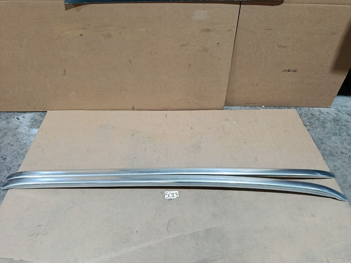 Bar 5029 - Barre longitudinali tetto portapacchi Renault Megane 4 SW dal 2016