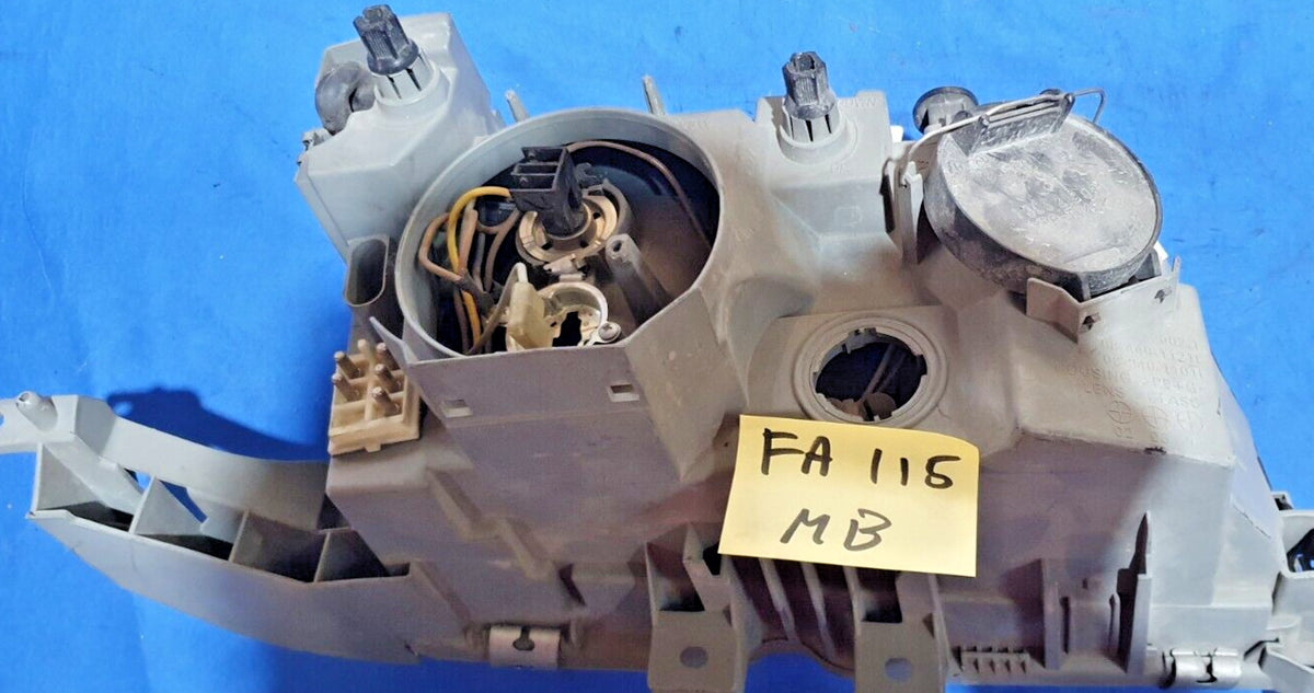 Fanale Anteriore Faro Classe C 1999