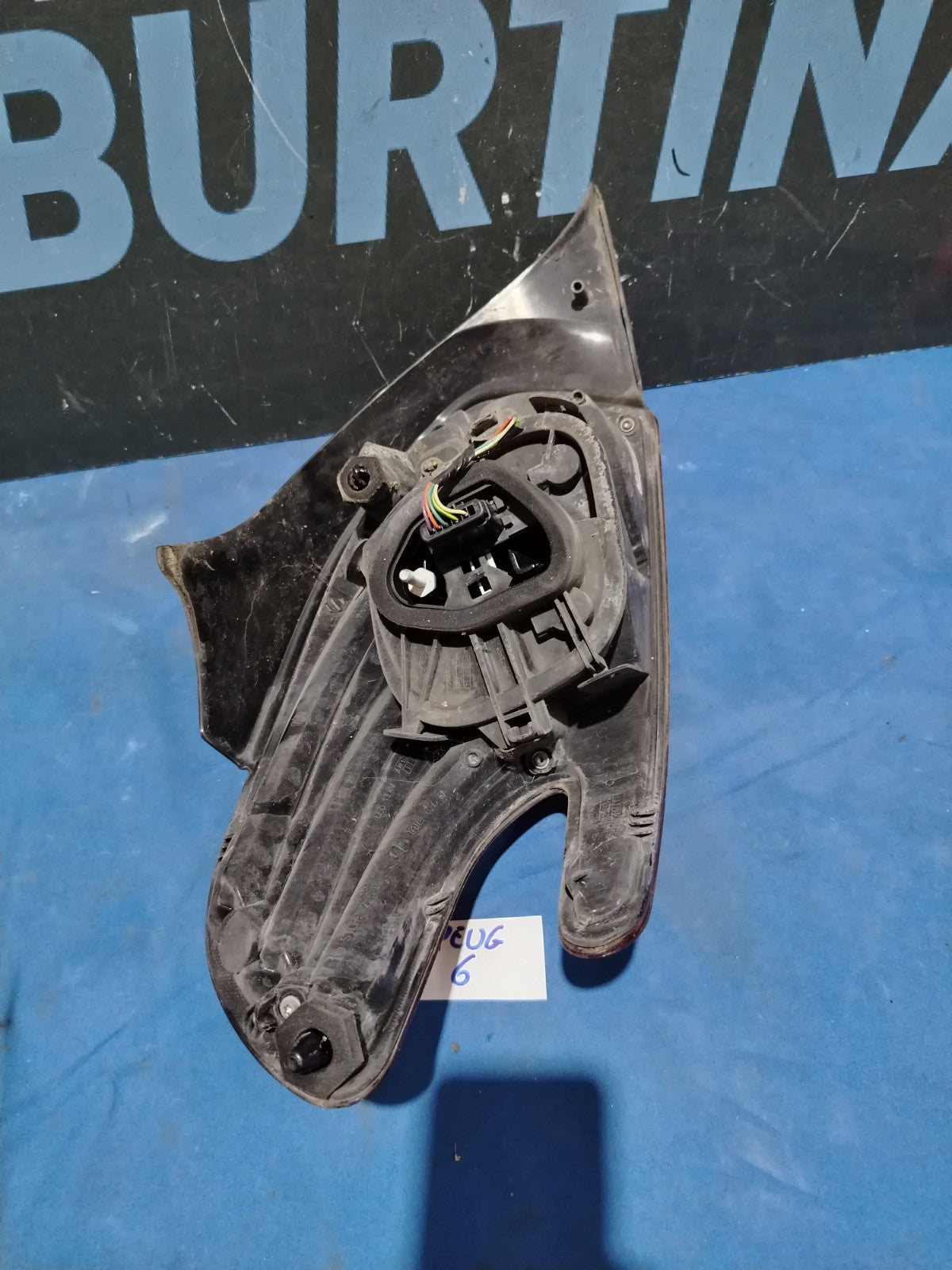 F Peug 6 - Fanale posteriore stop Peugeot 208 destro