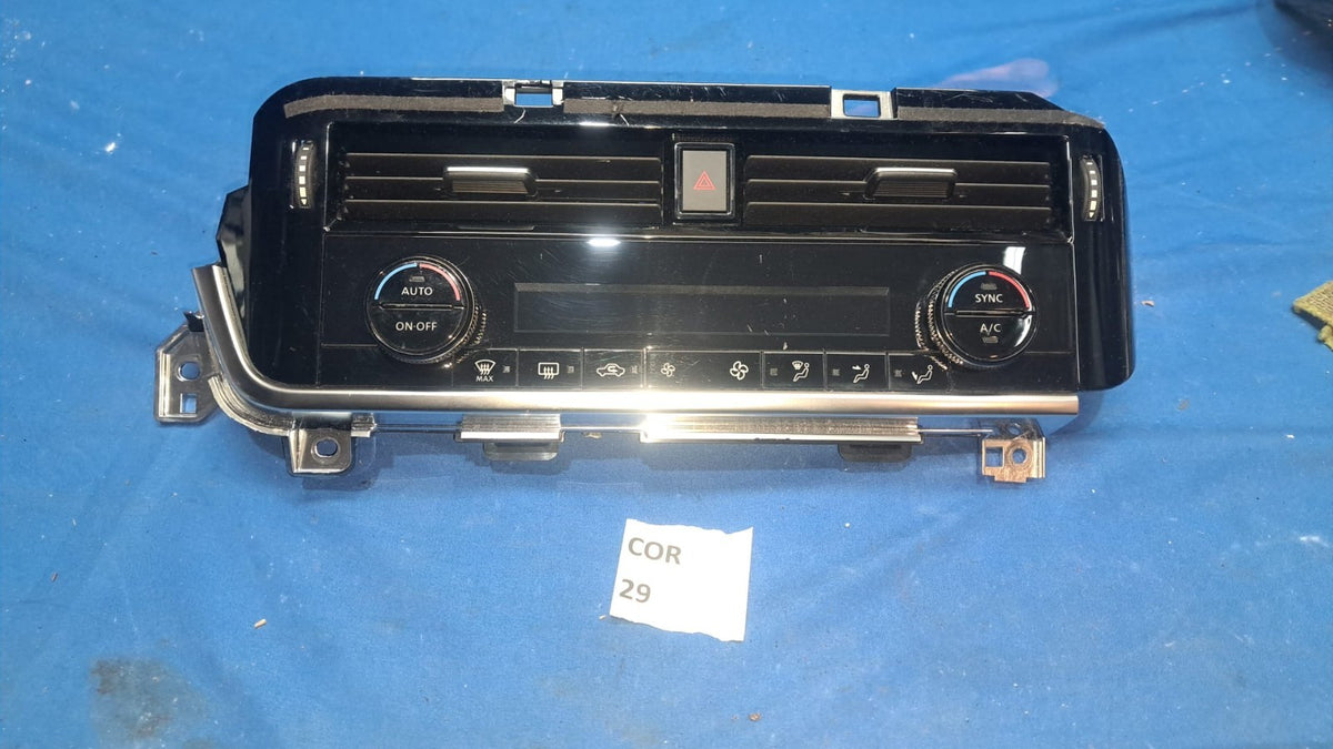 Cor 29 comandi aria interna clima e bocchette aria Nissan Qashqai j12 dal 2021
