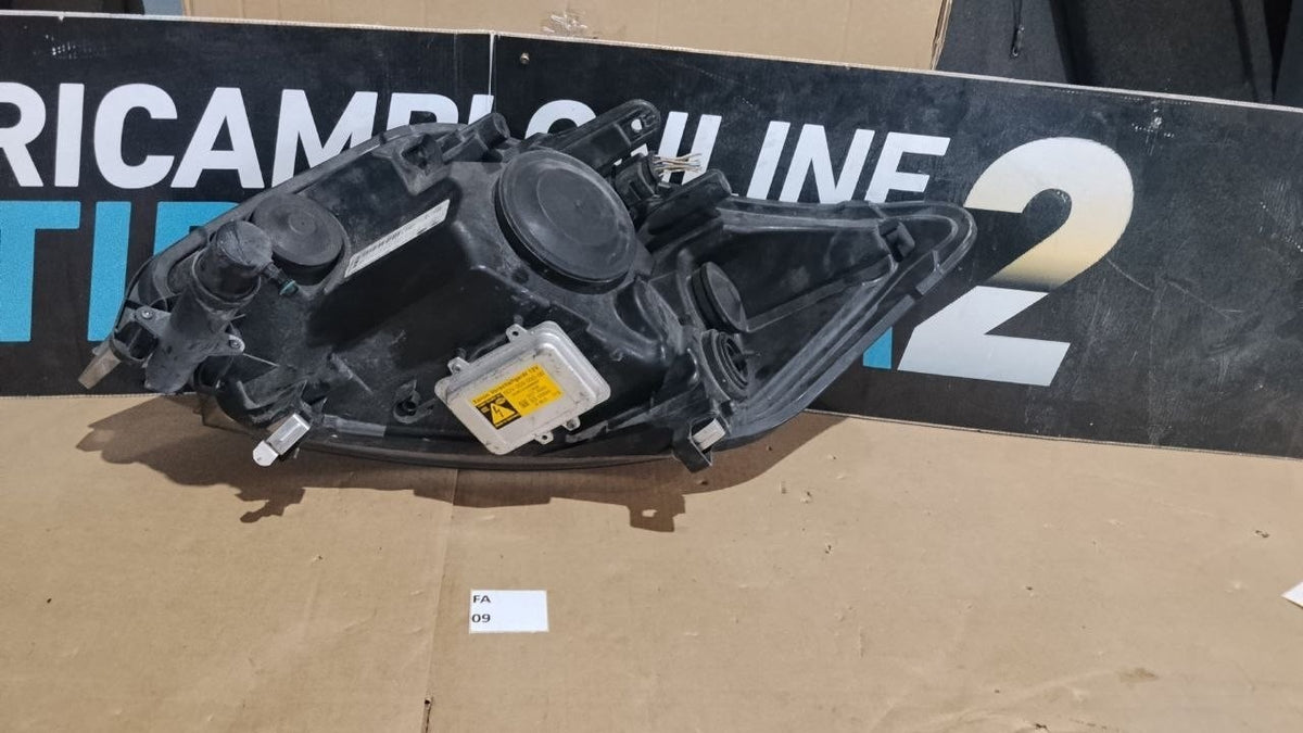 Fa 09 faro anteriore destro Ford Kuga dal 2008 al 2012 Xenon