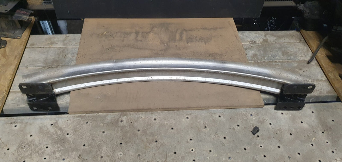 Traversa rinforzo paraurti posteriore Audi Q7 2008