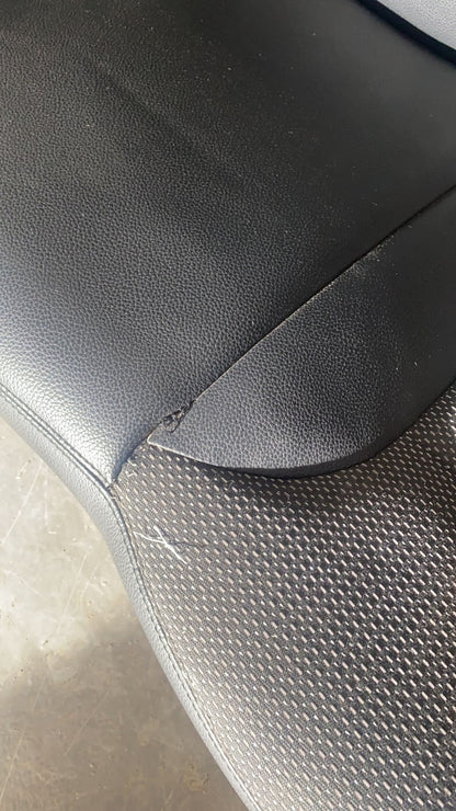 Tappezzeria Mercedes classe a W176 pelle laterale e stoffa al centro