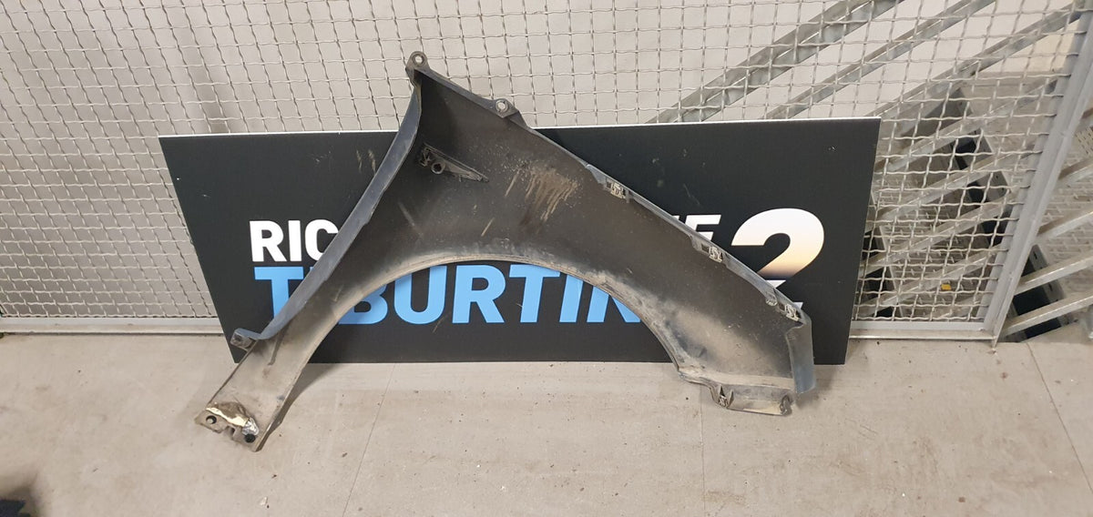 Parafango Anteriore Renault Megane sinistro dal 2005