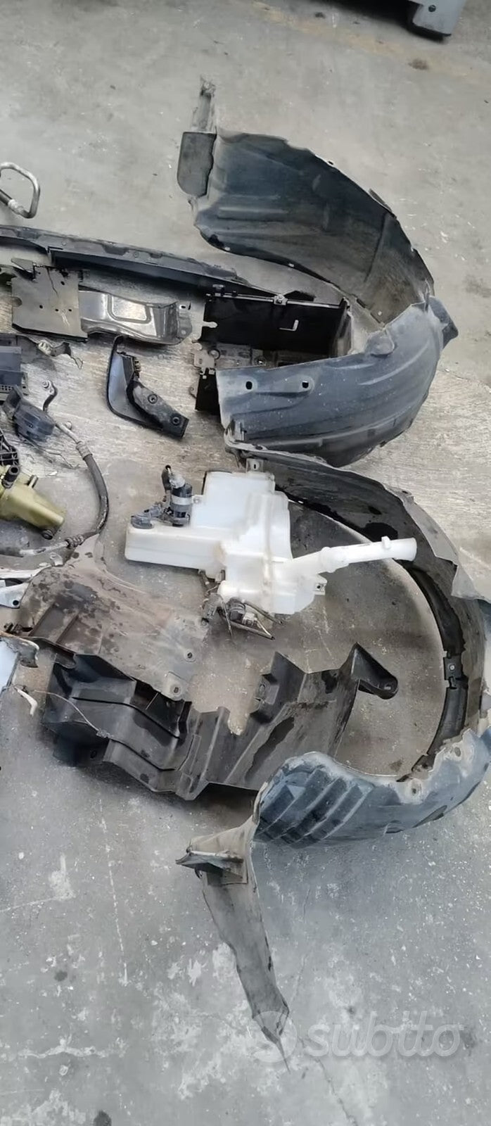 Muso musata completa Mazda 3 1.6 b 2008 fari xenon