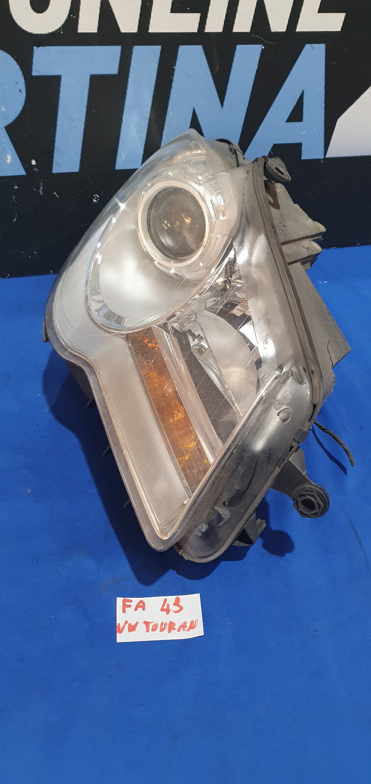Faro anteriore  Volkswagen Touran 2006 2010 destro con attacco riparato