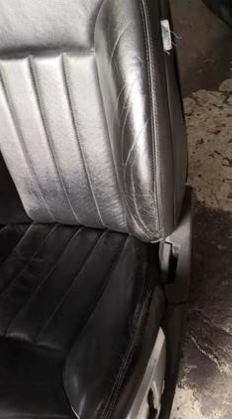 MERCEDES ML W164 TAPPEZZERIA IN PELLE NERA CON SEDILE LATO PASSEGGERO DA CUCIRE
