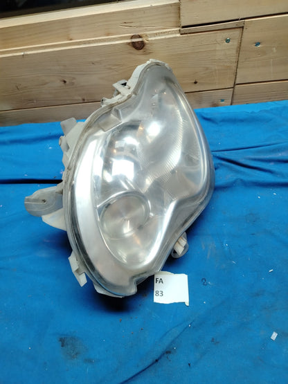 FA 83 - Faro anteriore SMART FORTWO COUPE' sinistro 2004 2007 un attacco rotto
