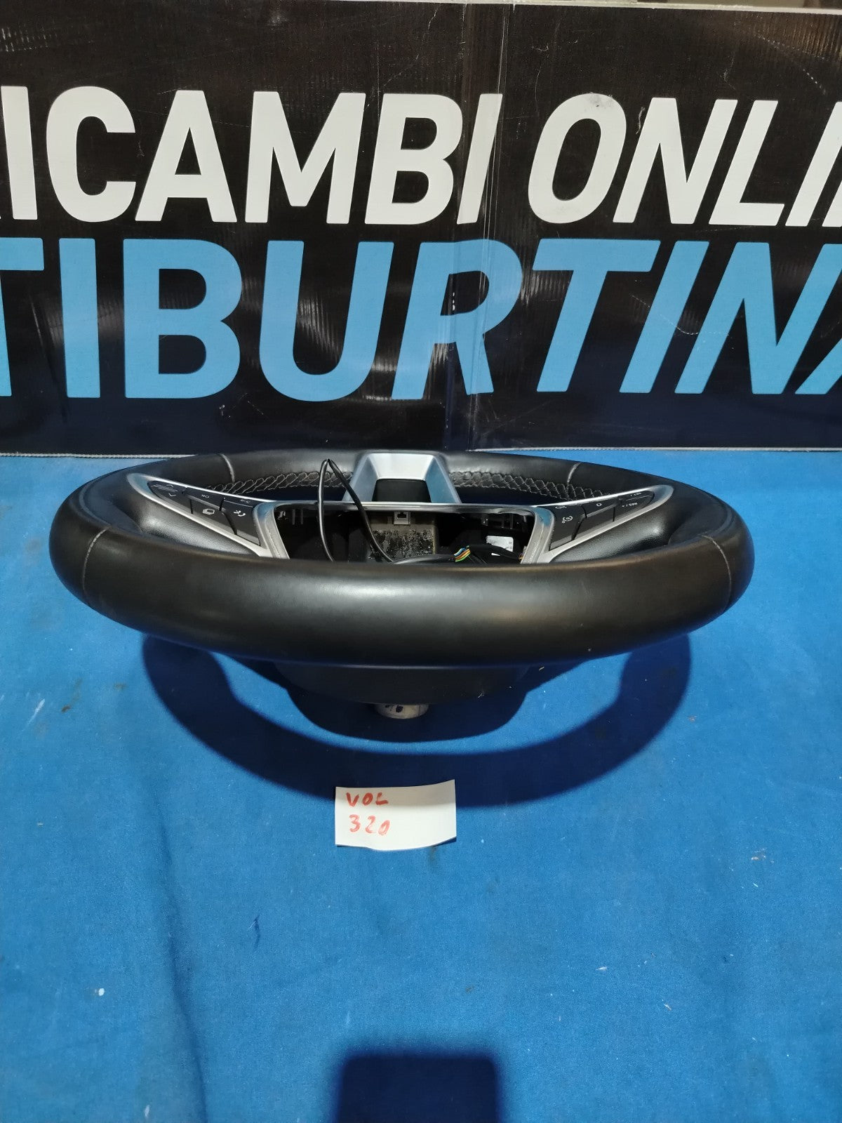 Vol 320 - Volante Renault Clio dal 2019 con tasto rotto