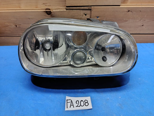FA 208 - Faro anteriore destro Volkswagen Golf 4 1997 2003 tappo difettoso