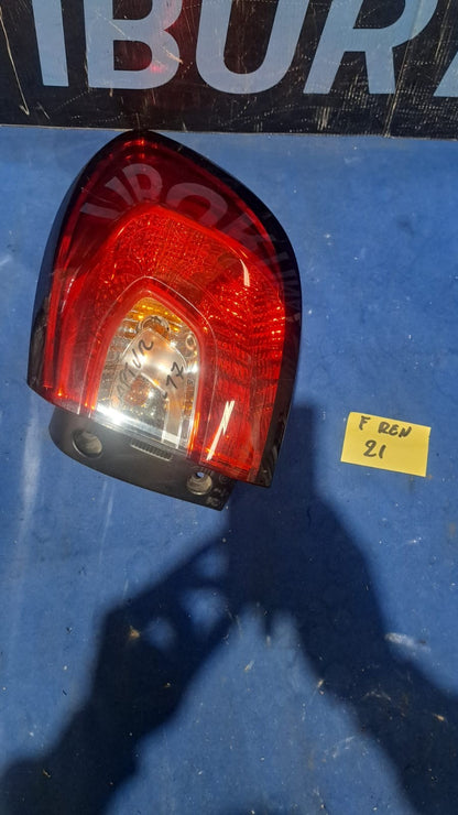 F Ren 21 Fanale stop posteriore destro Renault Captur dal 2013 al 2017