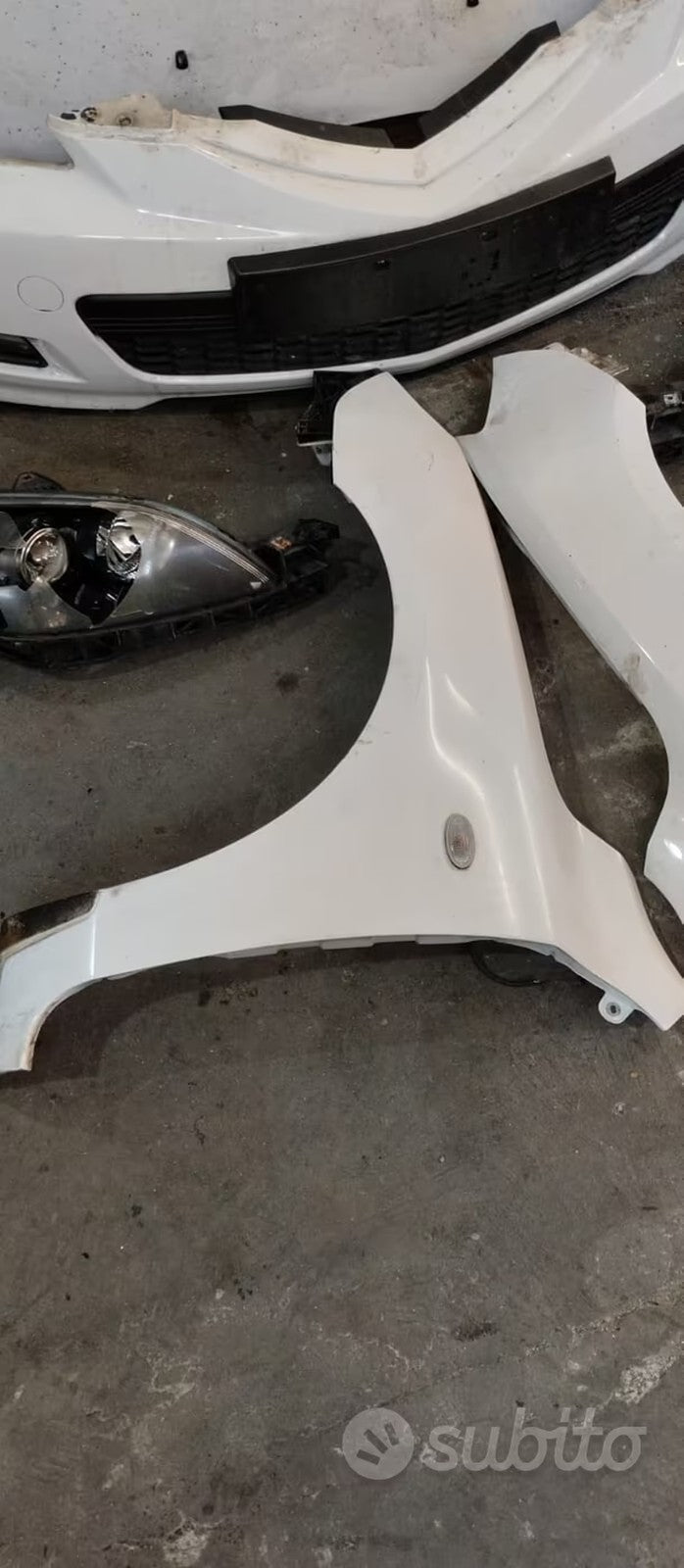 Muso musata completa Mazda 3 1.6 b 2008 fari xenon