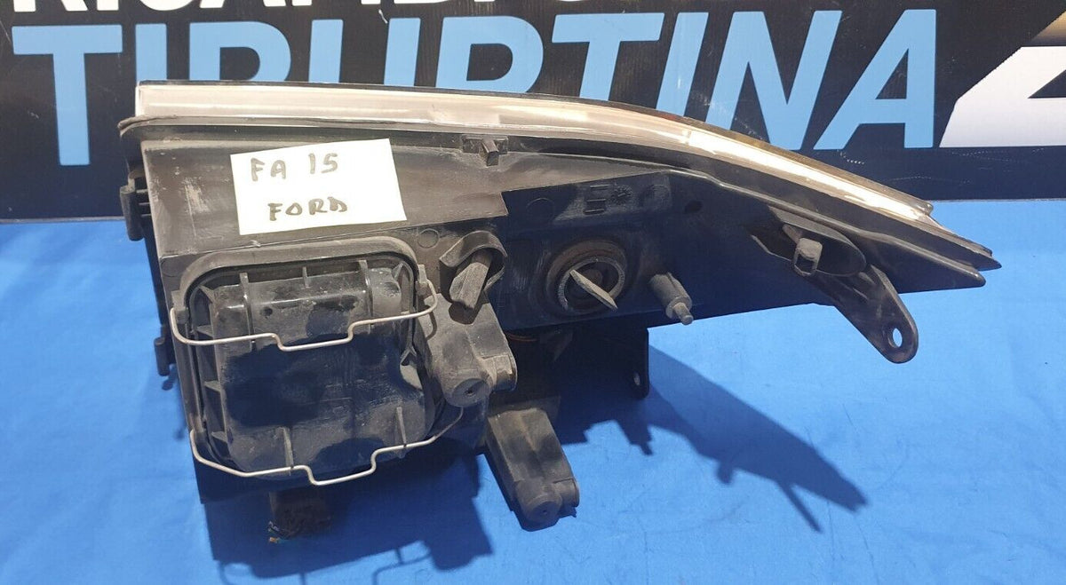 Faro anteriore sinistro  Ford Transit 2006