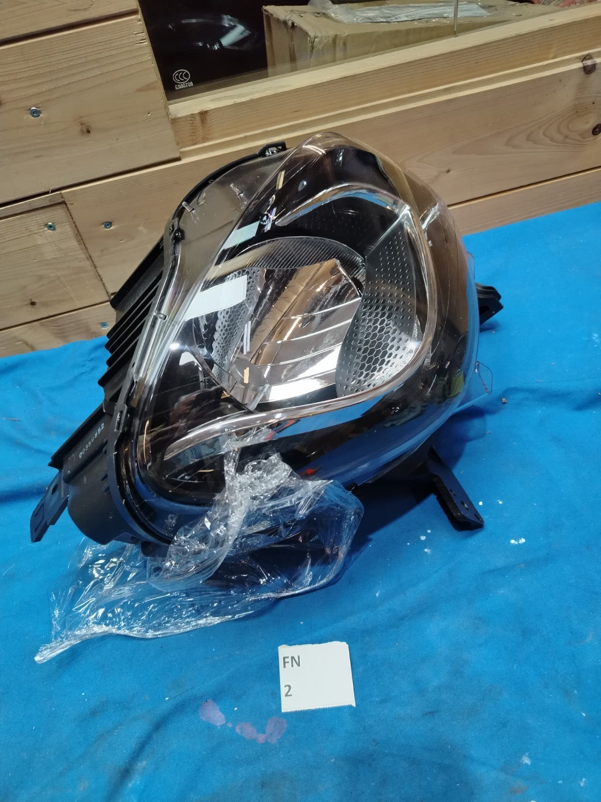 FN 2 - Faro anteriore nuovo commerciale Smart 453 Led a puntini destro