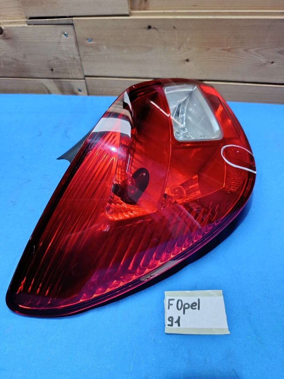 F Opel 91 - Fanale posteriore con Difetto stop Opel Corsa D 2006 2014