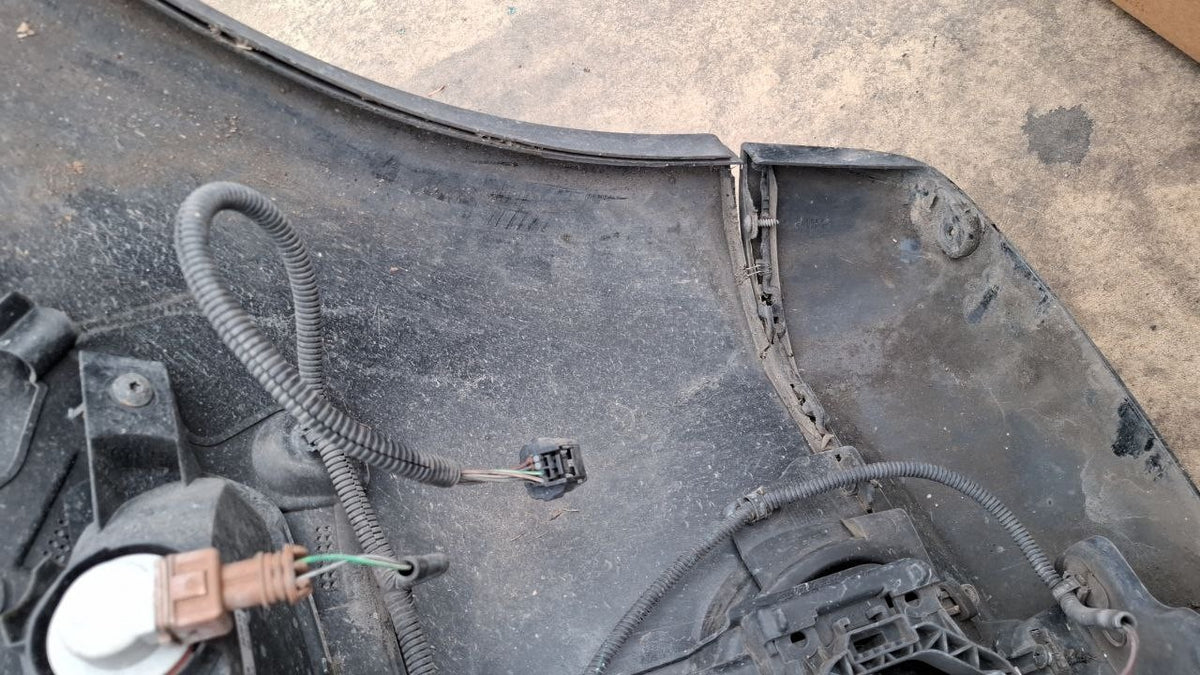 Muso completo musata smart 453 fortwo 1.0b paraurti rovinato senza radiatori