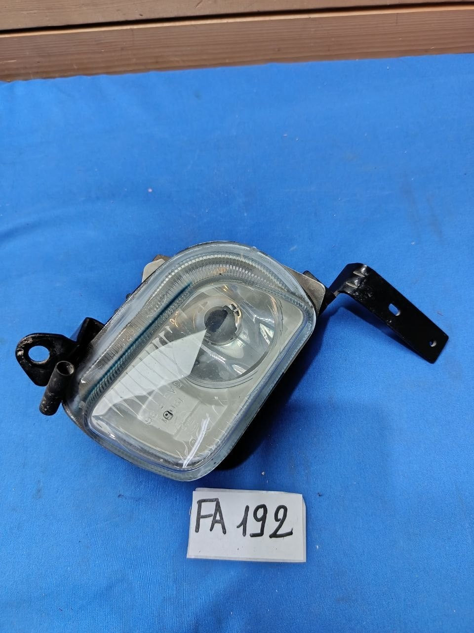 FA 192 - Fanale anteriore Fendinebbia destro completo di staffe Volvo V70