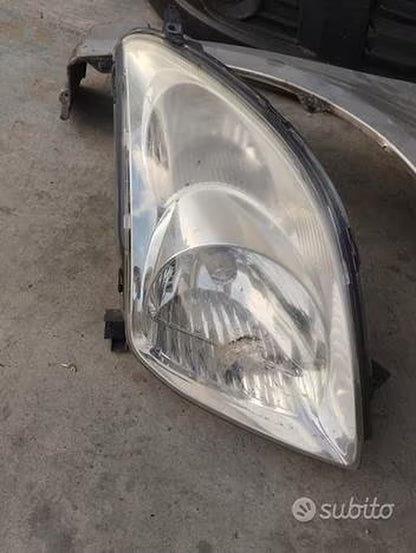 Muso completo musata Suzuki swift 1.3b dal 2004 senza faro sinistro