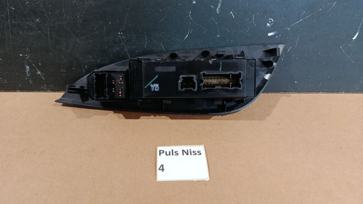 Puls Niss 4 - Pulsantiera completa Anteriore Sinistra Nissan Pulsar 2015 in poi