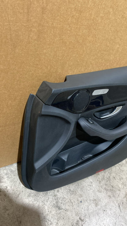 Pannello porta anteriore destra in pelle  Mercedes classe C W205 Berlina Sw