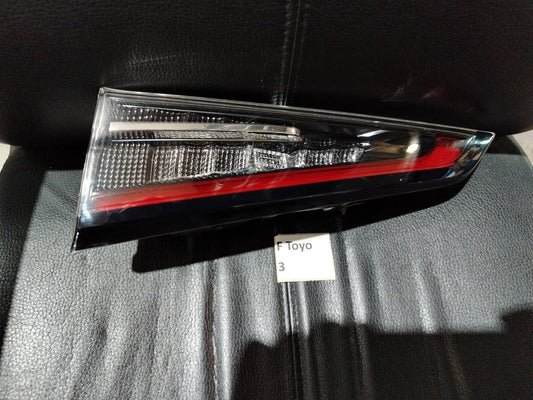 F Toyo 03 - Fanale Posteriore interno destro Toyota corolla hybrid Sw dal 2018