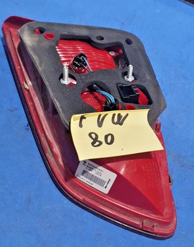 Fanale Posteriore Interno sinistro Volkswagen Passat 2010 - 2015