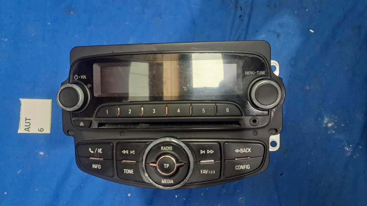 Aut 6 Autoradio cd Opel Adam