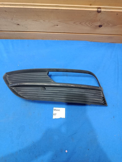 Masc 67 - Mascherina Fendinebbia sinistra paraurti anteriore Audi A3 8V 2012