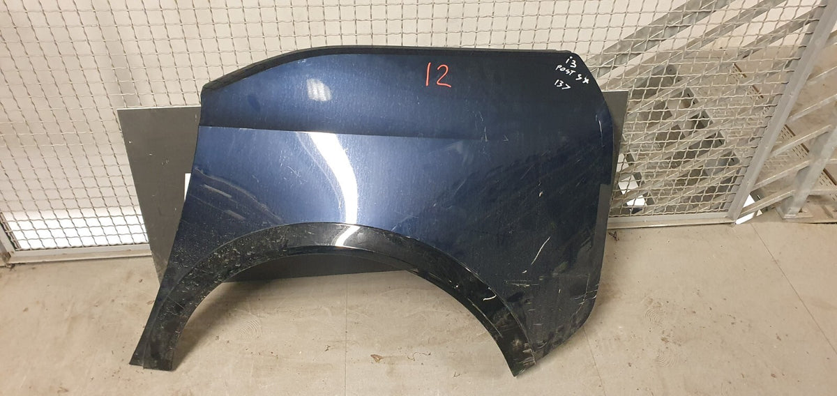 Par 12 - Parafango posteriore sinistro completo Bmw I3