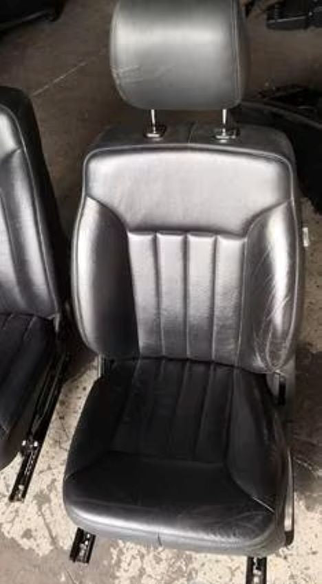 MERCEDES ML W164 TAPPEZZERIA IN PELLE NERA CON SEDILE LATO PASSEGGERO DA CUCIRE