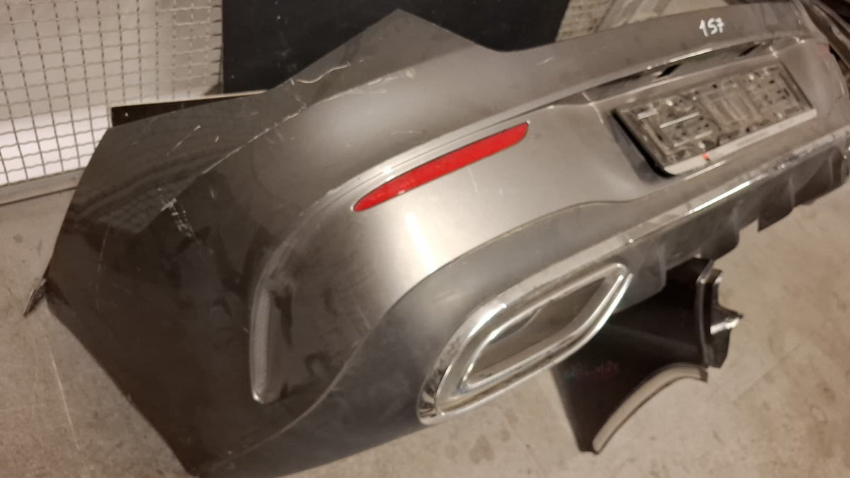 Paraurti posteriore Mercedes Benz cla cod a1188859501 anno 2020 danneggiato