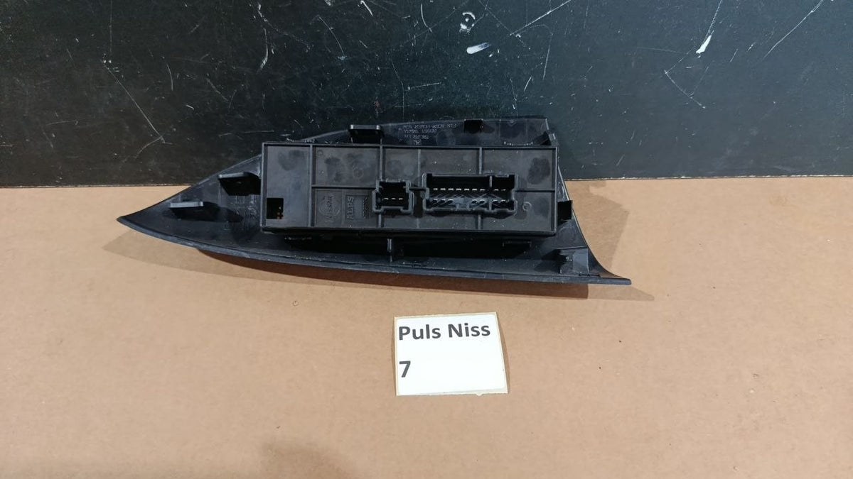 Puls Niss 7 - Pulsantiera completa Anteriore Sinistra  Nissan Juke F15 2010 2019