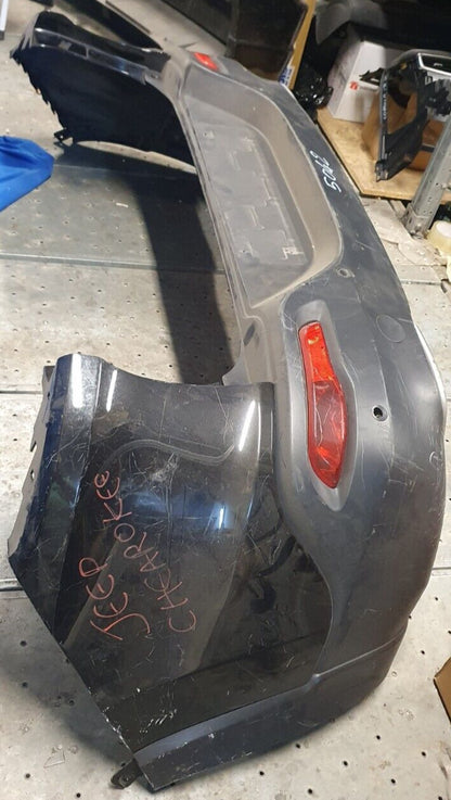 Paraurti Posteriore Jeep Cherokee dal 2013 con sensori parcheggio