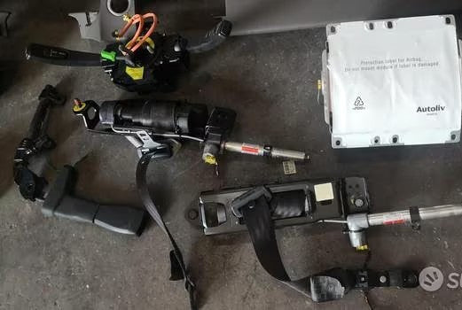 Cruscotto con moduli VOLVO V50  S40 DAL 2004 2010