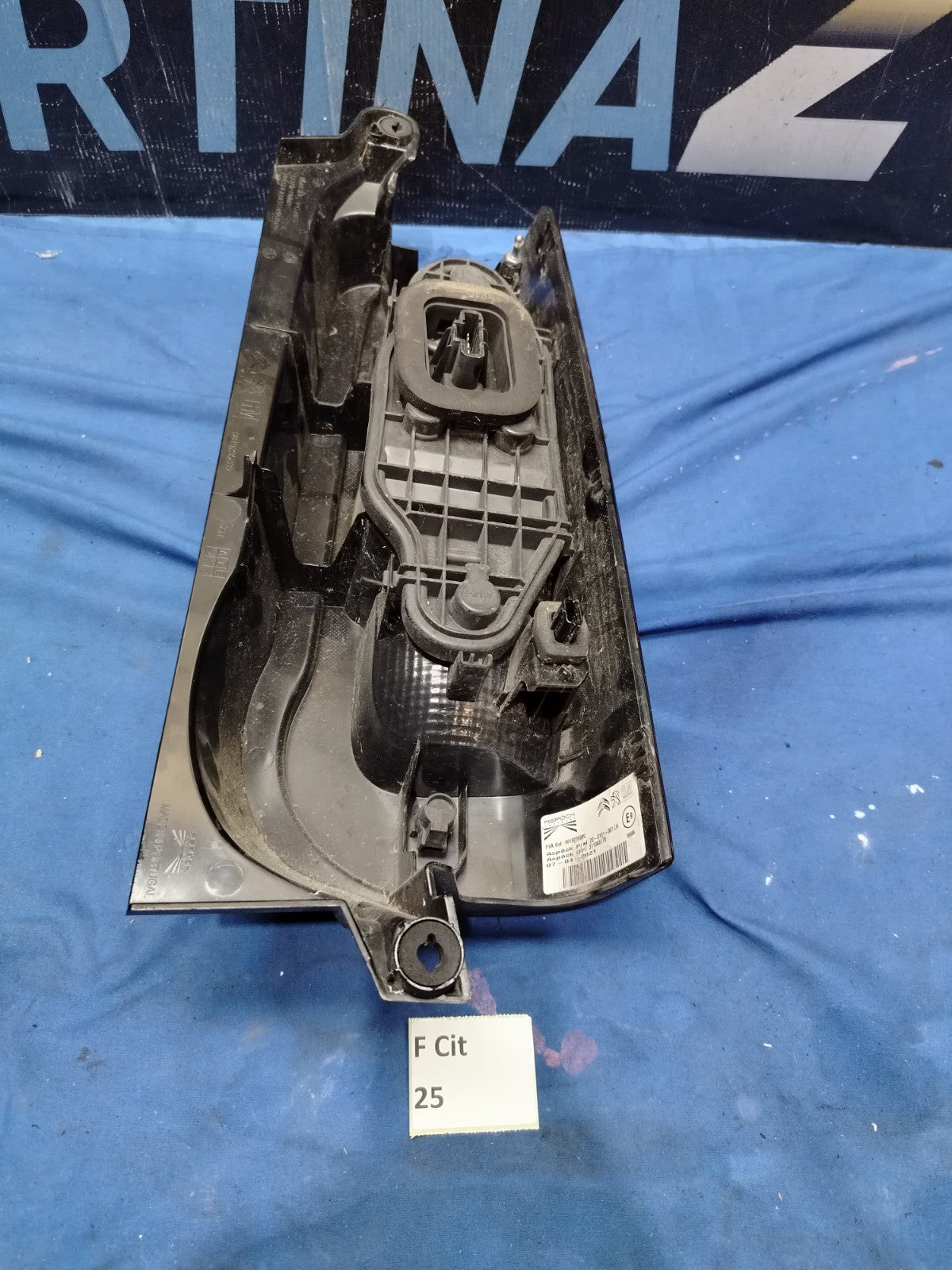 F Cit 25 - Fanale posteriore stop Citroen Berlingo sinistro 2018 2024