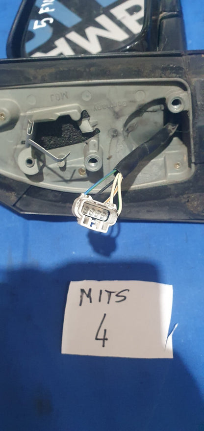 Spe Mit 4 - Specchio specchietto retrovisore Mitsubishi Spacestar destro 2004