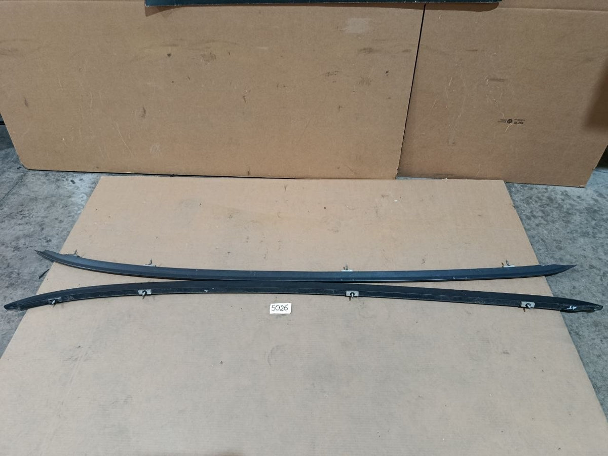 Bar 5026 - Barre longitudinali tetto portapacchi Opel Astra J SW 2010 2015