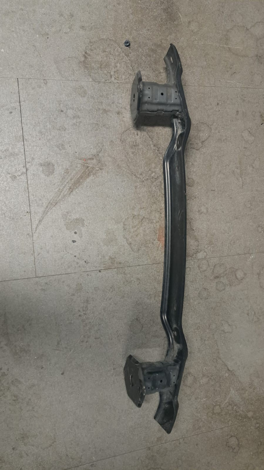Trav 172 Traversa Rinforzo paraurti  posteriore Bmw F 20 anno 2016 in poi